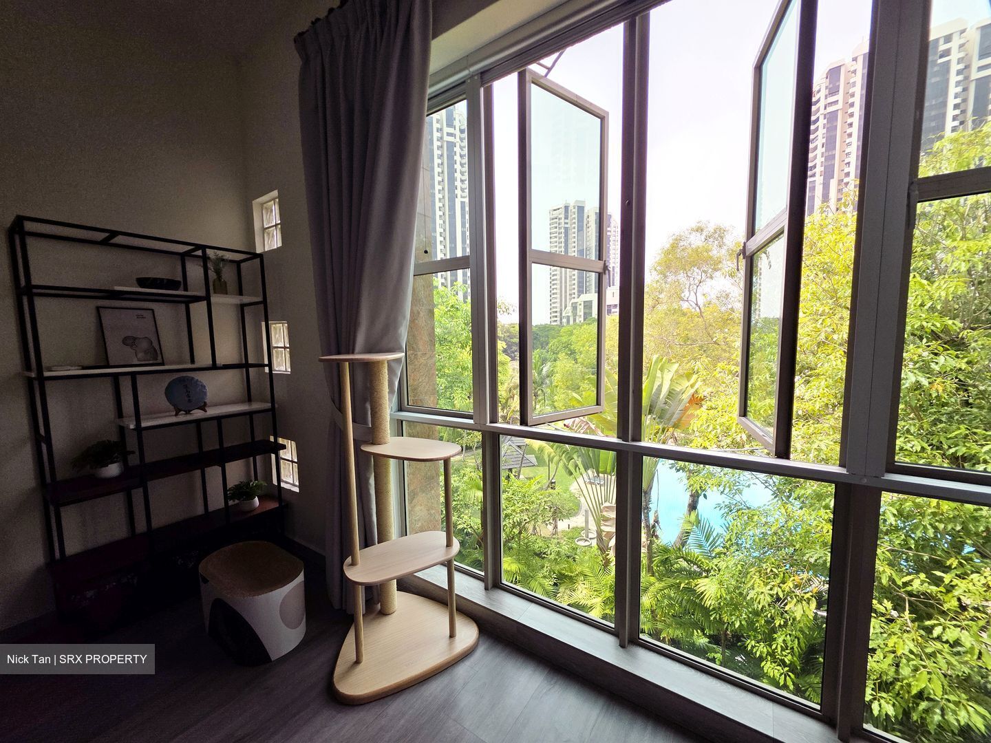 Landbay Condominium (D16), Condominium #601519541